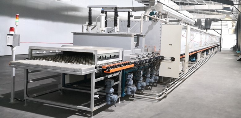 硅碳負(fù)極材料燒結(jié)輥道窯